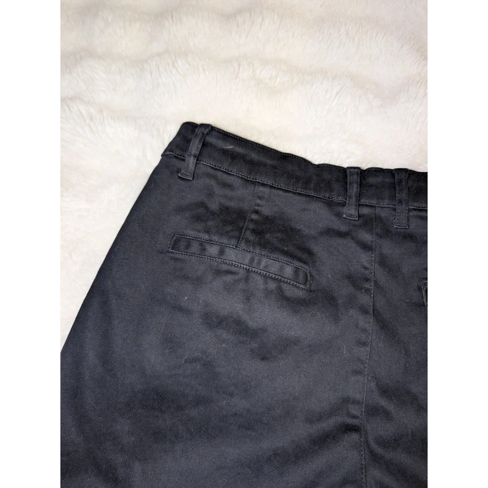 Banana Republic Ladies Everyday Trendy Zip Fly Shorts with Pockets Size 12 Black